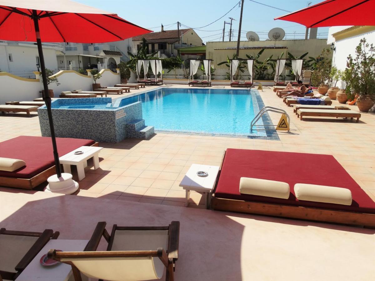 Oasis Beach Club Kavos Exterior photo