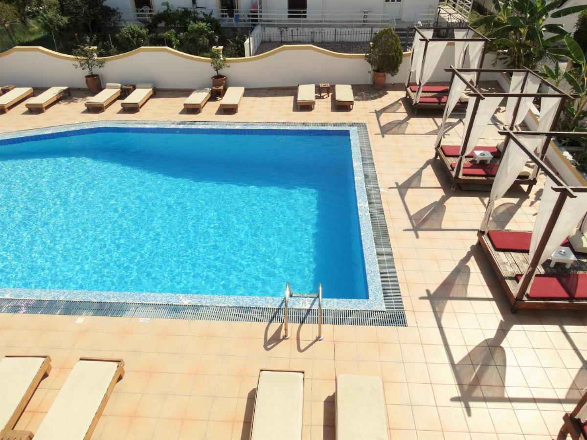 Oasis Beach Club Kavos Exterior photo