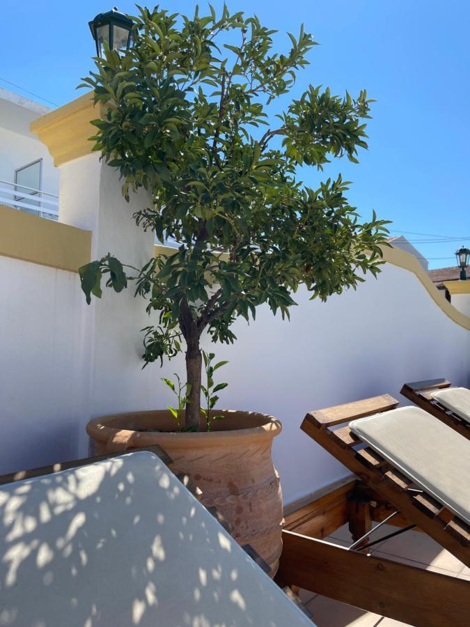 Oasis Beach Club Kavos Exterior photo