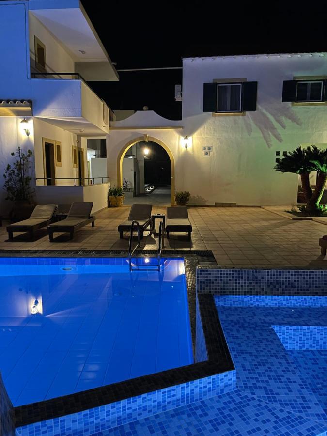 Oasis Beach Club Kavos Exterior photo
